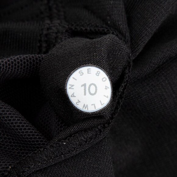 LIKE NEW lululemon athletica Break Free Bra Nulux - Picture 7 of 7